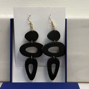 Chic Black Dangle Earrings with Gold Accents